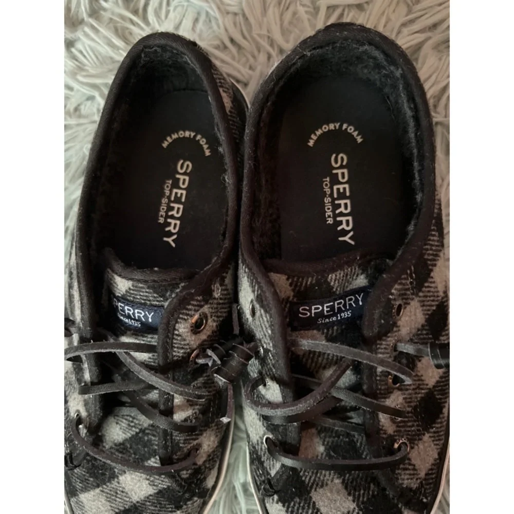 Buffalo Check Pier View Sneakers